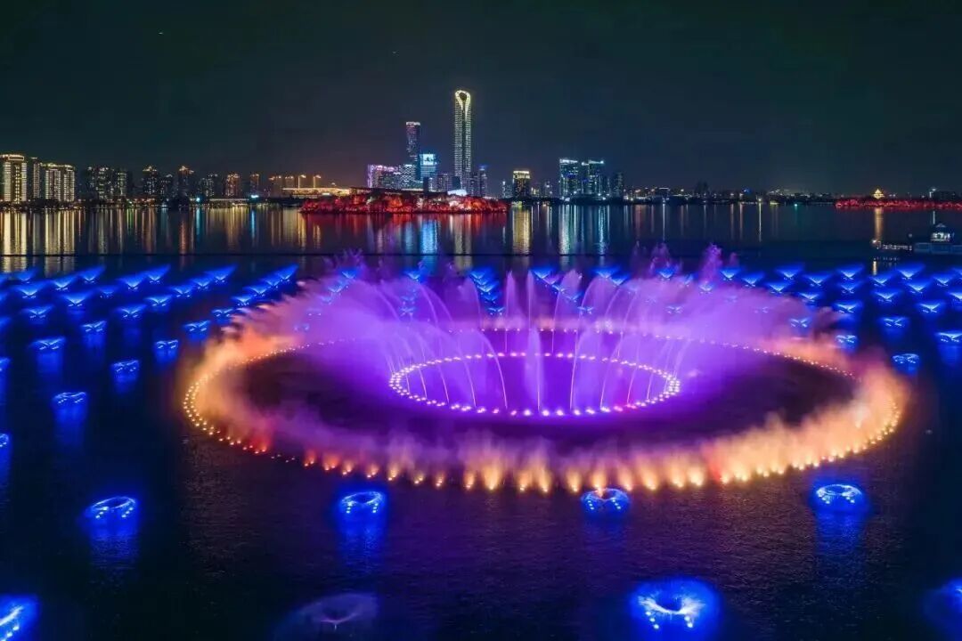 Jinji Lake Music Fountain Jinji Lake Music Fountain